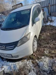 Автомобиль Honda Freed, г/н Т810СМ124, 2010 г.в., VIN GB3-1192870, цвет белый, по кузову повреждения ЛКП и вмятины комплектность и состояние не проверялась. Находится в г. Назарово. Данное имущество обращено в доход государства. Техническое состояние не проверялось. Многочисленные следы ржавчины…