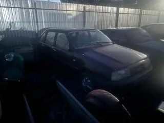 ИЖ 2126-030, 2002 г.в. Цвет кузова: красный, тип: легковой комби (хэтчбек). VIN: XTK21260020056178, госномер: Р862КХ126. Объем двигателя: 1568 см³, мощность: 55 кВт (75 л.с.). Экологический класс не установлен. Имеется ограничение: запрет на регистрационные действия. Разбито лобовое стекло…