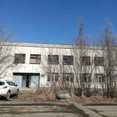 Земельный участок площадью 809 кв.м. с кадастровым номером 45:24:020104:135 по адресу: Местоположение установлено относительно ориентира, расположенного в границах участка. Почтовый адрес ориентира: обл. Курганская, р-н Юргамышский, рп. Юргамыш, ул. Нефтебазы, дом 3, с расположенным на нем зданием…