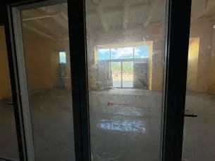 Нежилые помещения 8203,6 кв.м по адресу: г. Иваново, ул. Куконковых, д.141: пом.1003-3, площадь 1564,2 кв.м, кад.№ 37:24:010450:795; пом.1003-2, площадь 1583,6 кв.м, кад.№ 37:24:010450:793; пом.1003-1, площадь 1638,6 кв.м, кад.№ 37:24:010450:792; пом.1003-4, площадь 1674,7 кв.м, кад.№…