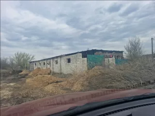 Земельный участок с домом. Состояние аварийное.  

Земельный участок, площадь 698 кв.м., земля с/х назначения, для садоводства. Адрес: РФ, Самарская область, м.р. Сызранский, с.п. Варламово, поселок Варламово, садовое товарищество КСТ Сельмаш, участок 43. Кадастровый номер: 63:33:0213006:250…