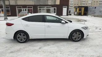 Hyundai Elantra 2018 Автомобиль марки Hyundai модель Elantra 2018 г.в. Марка и модель: Хендэ Элантра Год выпуска: 2018 Идентификационный номер (VIN): XWEDC41FAJ0000417 Цвет кузова: Белый Мощность: 110.000/149.56 Экологический класс: Пятый Тип транспортного средства: Легковой седан Имеется 1…