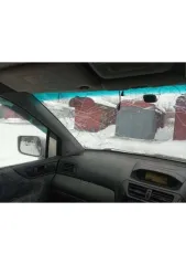 Mitsubishi Chariot Grandis 1990 года выпуска, 145 л.с., пробег 234000 км, АКПП. Цвет белый, регистрационный знак К531ЕК122, VIN отсутствует, номер кузова NB4W0007986. Авто не на ходу. По кузову: капот мятый, лобовое стекло разбито, на крыше вмятина от капота, капот оторван у крыши, передние крылья…