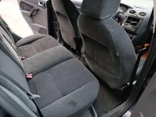 Ford Focus 2006 года выпуска. Привод передний. Объем двигателя 1596.0, мощность 100.0 л.с. Экологический класс четвертый. Пробег 265784 км. Государственный регистрационный знак А789ВР977. Коробка передач автоматическая. VIN номер X9F4XXEED46R36939. Назначение pryamie.