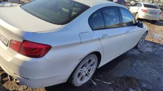 BMW 535I XDRIVE, 2011 года выпуска, госномер С535СС22, VIN WBAFU710X0C693712, номер двигателя 11997772, мощность 306 л.с, пробег 530 994 км. Обременение - запреты на регистрационные действия, залог в пользу ФНС. Состояние: сколы и царапины по кузову, трещина на лобовом стекле. Адрес: Ставропольский…