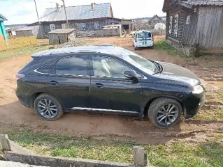 Легковой автомобиль LEXUS RX350 универсал, 2013 г.в., г/н Т760ОР43, цвет черный, VIN JTJBK 11A602033070 (первичные торги). Легковой автомобиль LEXUS RX350 универсал, 2013 г.в., г/н Т760ОР43, цвет черный, VIN JTJBK 11A602033070, на лобовом стекле трещины, бампер передний слева поврежден, передняя…