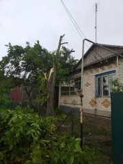 Доля дома 108.7 кв.м и участка 3130 кв.м в Белгородской области. 1/3 доля дома и 1/3 доля земельного участка в Белгородской обл. Здание, площадь 108.7 кв.м., назначение: Жилое, адрес: Белгородская обл., р-н Валуйский, с. Аркатово, ул. Молодежная, 15, кадастровый номер: 31:26:0604001:53. Земельный…