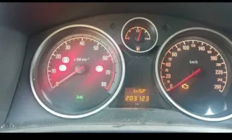 Opel Zafira 2007 года, VIN: W0L0AHM757G132702, гос. номер: Н622МР10.