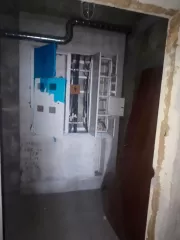 Нежилое помещение, назначение: нежилое, общая пл. 127,6 кв.м., кад.№ 77:05:0006004:24479, этаж 1. Адрес: г. Москва, вн.тер.г. муниципальный округ Чертаново Северное, шоссе Варшавское, дом 120, корпус 1, помещение 2/1.