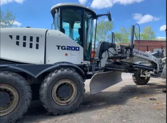 Автогрейдер TG 200 2018 Самоходная машина – автогрейдер, марка, модель – TG 200, заводской номер машины: 180007, год выпуска 2018