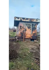Жилой дом, площадь 30.8 кв.м., назначение: Жилое, количество этажей: 1, в том числе подземных 0, адрес: Россия, Свердловская область, г. Верхний Тагил, ул. Фрунзе, дом 112, кадастровый номер: 66:37:0203010:31.