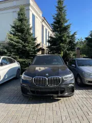 BMW X5 XDRIVE30D 2019, гос. номер У002АС716. VIN X4XCV69450LH69413. Объем двигателя 2993 куб. см, мощность 249,0 л. с. Ключ и документ (СТС) имеется. Работоспособность не проверялась. Установлена противоугонная система. Покупатель самостоятельно осуществляет снятие обременений/ограничений (при…