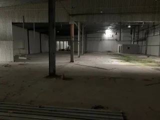 Здание 7858,3 кв.м и земельный участок 13650 кв.м в Калининградской области, Гурьевский район, поселок Поддубное, улица Лесная, дом 1. Земельный участок кадастровый номер 39:03:090910:24, площадь 13650 кв.м, категория земель: земли населенных пунктов, вид разрешенного использования: для…