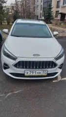 Автомобиль JAC J7 2023 года выпуска, VIN LJ12FKT39P4045364, не на ходу, из под такси.