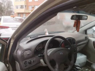 Dodge Caravan, 2004 Dodge Caravan, 2004 года, 150 лс, 253818 км еще DODGE CARAVAN SЕ, 2004 г.в., vin 1D4GP25B05B197007. Тех. состояние - на ходу, 253к пробег, Двигатель 2.4l коробка автомат. Двигатель и коробка работают отлично. Руливая рейка после переборки.заменены- передние рычаги, рулевые тяги…