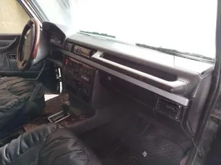 Mercedes G320 1994 автомобиль легковой, марка: Mercedes, модель: G320, VIN: WDB46323117097552, гос. рег. номер: Х002ТК96, год изготовления: 1994