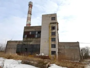 Предприятие (имущественный комплекс) ООО «Русско-высоцкая птицефабрика», состав и характеристики которого указаны в приложении №1 к настоящему сообщению, а также к сообщению ЕФРСБ №19354226 от 05.09.2025. Часть имущества является предметом залога ООО «Управляющая компания «Сигнал» и ФНС России…