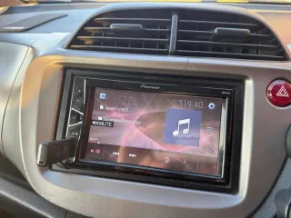 Honda Fit 2012 года, 99 лс, модель, № двигателя L13A-4808474, кузов GE6-1707605, цвет кузова синий, мощность двигателя 99 лс (72.81 кВт).