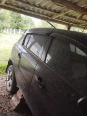 Opel Corsa 2009 года, черный, 80 л.с., объем двигателя 1.2 л (1229 куб.см), пробег 100000 км. Проблема с двигателем, только эвакуатор.