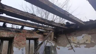 Дом 72.6 кв.м и земельный участок 850+/-10 кв.м, Алтайский край Остатки дома, кад.№ 22:60:050201:1273, местоположение: Алтайский край, р-н. Шипуновский, с. Родино, ул. Мамонтовская, д. 16, кв. 2, площадь: 72.6 кв.м. и земельный участок, кадастровый номер 22:60:050201:192, местоположение: Алтайский…