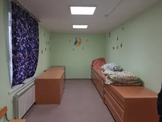 Жилой дом, назначение – жилой дом, кадастровый номер 57:18:0370101:187, адрес (местонахождение) объекта: Орловская область, р-н Покровский, д Даниловка; с земельным участком, категория земель: земли населённых пунктов, вид разрешенного использования: Для обслуживания здания и территории, общая…
