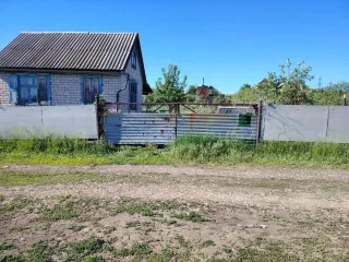 Здание 20 кв.м. и земельный участок 600+/-43 кв.м. в Самарской обл. Земельный участок, находящийся в совместной собственности супругов, площадью 600+/-43 кв.м., кад. № 63:33:0908008:1015; с находящимся на нем зданием, кад. №63:33:0908008:1389, расположенный по адресу: Самарская обл., Сызранский…