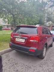 КИА XM Sorento, VIN: KNAKU811DB5178593, год изготовления 2011, цвет кузова  кабины, прицепа : красный. Является предметом залога ПАО СКБ Приморья  Примсоцбанк