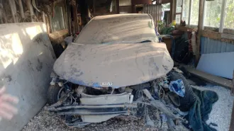 Kia Rio 2016 года, синий. VIN: Z94CB41BAHR403123, ПТС: 78 ОР 141473, госномер: В654ЕР164. Тип двигателя: бензиновый, объем 1591 см³, мощность 123 л.с. (90.4 кВт), экологический класс 5. Разрешенная максимальная масса 1565 кг, масса без нагрузки 1160 кг. Автомобиль после ДТП. Находится в залоге у…