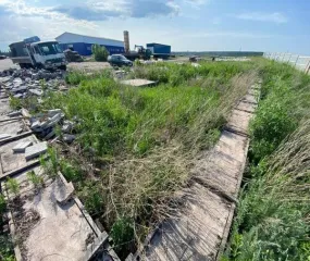 Объект незавершенного строительства расположен на земельном участке с кадастровым номером 74:33:1109001:132. Категория земель: земли населенных пунктов. Вид разрешенного использования: размещение автокомплекса для грузового автотранспорта. Местоположение: Челябинская область, г.Магнитогорск…