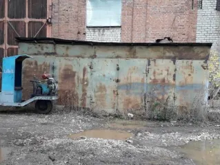 Б/у пресса механические ЭКП-5М. Пресса б/у разукомплектованы: механический однокривошпиндельный-1шт. однокривошпиндельный К-20-1шт. Электроклепальный ЭКП-5М-1шт. (уличное хранение).