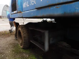 Погрузчик Fuchs MNL350, 2001 года, заводской номер 3502100446.