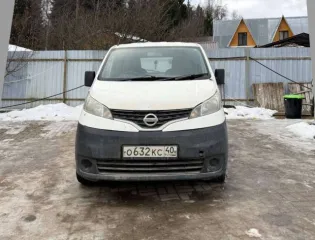 Nissan NV200 Vanette 2012 года, белый цвет. Двигатель HR16, мощность 109 л.с. (81.75 кВт), объем 1597 см³. Кузов № VM20025773, экологический класс 4. Максимальная масса 1925 кг, масса без нагрузки 1250 кг. Произведен в Японии.