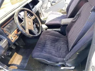 Ford Granada 1981 года. Автомобиль легковой, марка: Ford, модель: Granada, VIN: отсутствует, Номер кузова: GАGFАS288480, гос. рег. номер: О162УР58, год изготовления: 1981.