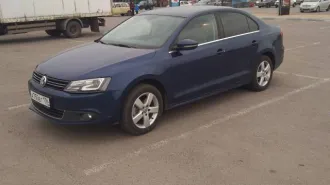 Автомобиль Volkswagen Jetta, VIN XW8ZZZ16ZEN913727, номер кузова XW8ZZZ16ZEN913727, номер двигателя CAX E98883, цвет темно-синий, государственный регистрационный номер H908УК716. Неисправен, утратил товарный вид, потребительские и эксплуатационные качества нарушены, коробка переключения передач…