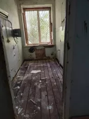 Здание нежилое, кадастр.№ 67:10:0010214:31, Площадь 184,2 кв.м., Смоленская область, Кардымовский район, пос. Кардымово, ул. Ленина, д.9.
здание расположено на 
Земельном участке площадью 990 кв.м на праве аренды на основании соглашения от 29.03.2013 о передаче прав и обязанностей по договору…
