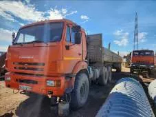 Движимое имущество (автомобили, специализированная техника), расположенное в Хабаровском крае, п. Галкино. Автомобиль КамАЗ-65222, VIN X1F652220D0000398, шасси XTC 652220 C1288561, 2013 г.в., гос. номер Т 538 ХК 163. Автомобиль КАМАЗ 65222-43, VIN XTC652224E1300015, 2014 г.в., гос. номер У 664 ЕА…