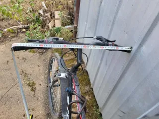 Велосипеды, самокаты, кресло-коляска, запчасти. Составной лот: велосипеды, самокаты, кресло-коляска, годные остатки отдельных узлов, деталей, агрегатов, материалов (в сборном виде) велосипедов. Подробный состав лота приведен в информационном сообщении. Состояние и недостатки имущества в…