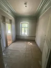 Земельный участок 499 кв.м с административным зданием 203 кв.м, Саратовская область. Продажа посредством публичного предложения земельного участка площадью 499,0 кв.м, (реестровый номер федерального имущества П11640008141), кадастровый номер: 64:43:020167:13, с расположенным на нем объектом…