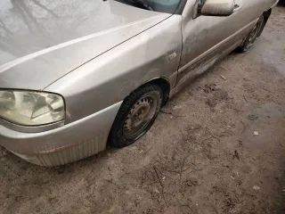 Легковой автомобиль CHERY A15(SQR7160А156) VIN XUVDA11A180010336, 2007 г. в., цвет серый. Автомобиль в неисправном состоянии, требует капитального ремонта.