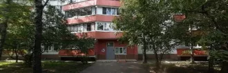 Квартира площадью 35,7 кв.м по адресу: г. Москва, ул. Введенского, д. 22, корп. 2, кв. 327, кадастровый номер 77:06:0008004:4324. Залог 231019 рублей, шаг аукциона 46203,90 рубля. Запрет регистрационных действий, арест. Вид жилого помещения: жилая.