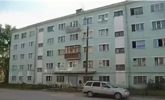 Комната 18,9 кв. м, Кировская область, г. Киров, ул. Комсомольская, д. 93, кв. 1, пом. 32, этаж 1, кадастровый номер 43:40:000423:5003. Организатор торгов не располагает сведениями о зарегистрированных лицах, сохраняющих в соответствии с законом право пользования жилым помещением после его…