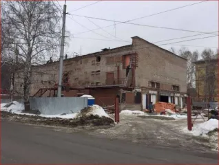 Здание 972,7 кв.м и доля земельного участка, Новосибирск. Нежилые помещения, назначение: нежилые. Этаж: подвал 1, 2, 3. Площадь: общая 972,7 кв.м., адрес: НСО, г. Новосибирск, ул. Б. Хмельницкого 27/1. Кадастровый номер: 54:35:042025:67. 8 076,2/10 000 доли в праве общей долевой собственности на…