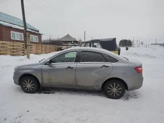 Lada Vesta 2019, 106 л.с., 250000 км. Легковой автомобиль, марка: LADA GFL110 LADA VESTA, год изготовления: 2019, VIN: XTAGFL110KY259851, г/н: С885КЕ142