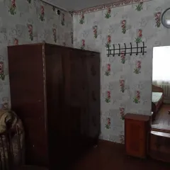 Квартира 41.9 кв.м, Санчурск, Кировская область 1/4 доля квартиры в Кировской обл. еще 1/4 доля квартиры в Кировской обл. еще 1/4 доля в праве на квартиру, площадь: 41,9 кв.м., кадастровый номер: 43:28:010127:525, адрес: 612370, Кировская обл, Санчурский р-н, Санчурск пгт, Ленина ул, дом № 65…