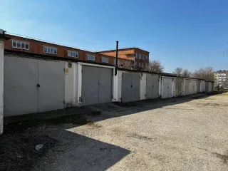Гараж 19,4 кв.м. и земельный участок 29 кв.м. в Краснодарском крае; Здание нежилое к/н 23:45:0101211:887, пл. 19,4 кв. м., находящееся по адресу: Краснодарский край, р-н. Крымский, г. Крымск, ул. Белинского, д. 37С, пом. 45; земельный участок с кадастровым номером 23:45:0101211:1009, общей площадью…