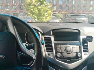 Chevrolet Cruze, 2012 года, 141 лс, 168 903 км, АКПП Легковой автомобиль, CHEVROLET KRUZ, VIN: XUFJA685JC3088763, 2012 года выпуска (состояние неудовлетворительное, двигатель указанный в ПТС вероятно заменен на иной, имеются следы деформации и ржавчины кузова, не на ходу)