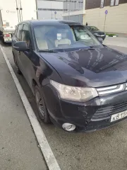 Mitsubishi Outlander 2013 года. VIN JMBXTGF2WDZ014398. Автомобиль находится в залоге.