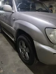 Автомобиль Toyota Land Cruiser 100, 2004 года выпуска, цвет – красный, государственный номер М020КЕ14, идентификационный номер (VIN) JTEHT05J442066729, номер кузова (прицепа) JTEHT05J442066729, номер двигателя 0902470, мощность двигателя – 235 л.с. имеются повреждения по всему кузову ТС, переднее…
