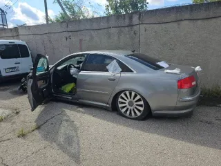 Audi A8, 2003 транспортное средство марки Audi A8, цвет - серый металлик, год выпуска 2003, государственный регистрационный номер Республики Литва GFL 839, VIN: WAUZZZ4E54N010505. Имущество реализуется в качестве годных остатков. Место нахождения имущества обл Самарская, г Тольятти, ул…