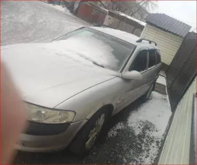 Opel Vectra 2001 года, 116 л.с., пробег 111111 км. VIN: W0L0JBF3511109365, госномер: М369ХА22.